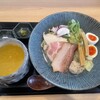 横浜淡麗らぁ麺 川上