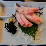 虎丸水産 - しまあじ。美味しい。もう少し欲しい。