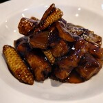 創作料理 笑場 - ヤングコーンの酢豚定食定食 1,300円(税込)。