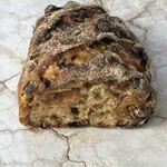 パンストック - マスカットとイチジク ハーフ 389円