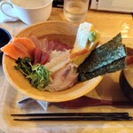 うみからそらへ - 美味しい味噌汁が付きます