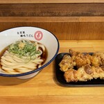 自家製さぬきうどんと肉 甚三 大門店 - 