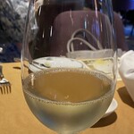 万平ホテル メインダイニングルーム - テラザスシャルドネワイン 