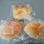 ダーシェンカ - プレミアムくりーむぱん、豆乳ベーグル、ふわふわロールパン