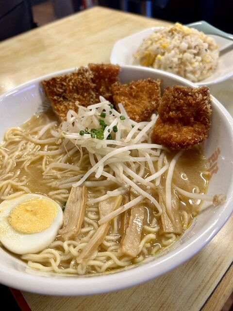 鳥豚太郎 豚太郎 野市店 （トンタロウ） - のいち/ラーメン | 食べログ