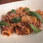 BB tetsugakudo Jazz&Cafe - リガトーニのボロネーゼ