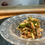 くずし割烹 樋ぐち - 何の和物だったか、この時テンション上がってて美味しかった記憶はあります。お魚系、もちろん入ってました。