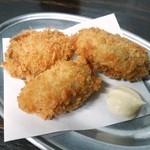 とん、とん、トン - 「カキフライ・200円」形からして冷凍品ですな