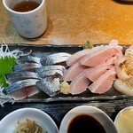 天然魚と七輪焼き 隠れ居酒屋 雑魚や - 