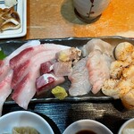 天然魚と七輪焼き 隠れ居酒屋 雑魚や - 