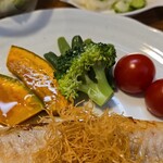 キッチン ブルー グローブ - 備え付け野菜のアップ