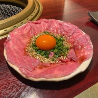 肉の匠 将泰庵 神田店 - 王者のユッケ