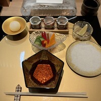 天麩羅 安藤 - 大根おろし、オリーブ塩、ピンク岩塩、藻塩