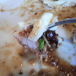 アルバトロス - 豚ロースと付け合せのポテトサラダを一緒に食べるとおいしいです。