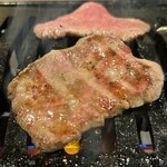 札幌焼肉 いつもここ - 上たん塩　1380円