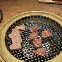 和牛とタン 焼肉 とみ 新橋本店 - 
