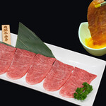 焼肉 登龍門 - 料理写真:A5飛騨牛赤身の焼きすき