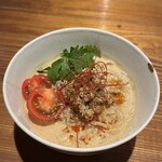 とり口 - 担々麺