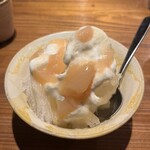 とり口 - ヨーグルトと桃のかき氷