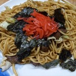 捕鯨船 - くじら肉入り焼きそば