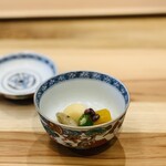 柚木元 - ⑪【冷鉢】
      長野伝統野菜3種（下栗芋、清内路南瓜、常盤牛蒡)とオクラ、小豆の冷し炊合せ
      ※ 別々に炊いて最後に盛り合わせる手間の込みよう...