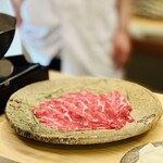 柚木元 - ⑭【止鍋-1】
      島田緬羊牧場産サフォーク種（羊）マトン肩ロース