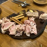 渡辺料理店 - ・シャルキュトリー盛り合わせ 4,600円
      (白レバームース、ブーダンノワール、ポークロースハム、パテカンパーニュ)