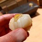 未十 - ホタテ炙り　トリュフ味噌田楽