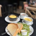 ブレッド&タパス 沢村 - 