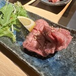 タンとレモンサワー焼肉じゅうたん - 