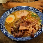 熟成醤油らーめん ヤマト醤店 - 