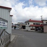 Yayoi Zushi - 消防署前のＰからお店