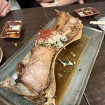 中落ち100円の居酒屋 まぐろんち - 