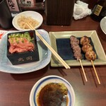 ます家 - マグロとつくねと