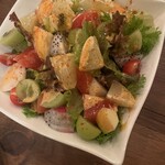 羽村バル haruka - 衝撃③フルーツのサラダ