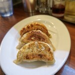 麺の風 祥気 - ジャンボ餃子3個￥350