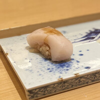 鮨 銀座おのでら 弟 本店 - ホタテ