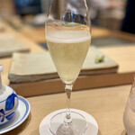 すしやのたい悟 - 2本目はスパークリングワインで乾杯♪(*^^)o∀*∀o(^^*)♪