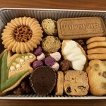 Manpei Hotel - 万平酒店高级饼干罐开售！