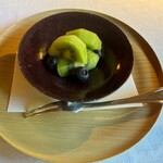 石葉 - 朝食）キウイフルーツ＆ブルーベリー