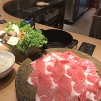 すき焼 しゃぶしゃぶつかだ KITTE大阪店 - 