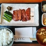 旨い肴と炭火のお店 はれた 仙台一番町 - 牛タン定食1人前　1650円