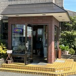 錦 - 佇まいは昔と変わらずです