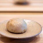 柚木元 - 2024.8 夏のおやき（天然すっぽん、ツルムラサキ、自家製セミドライトマト）