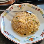 長浜ラーメン博多屋 - 半チャーハン