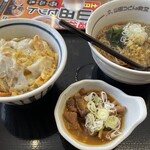 ファミリー食堂 山田うどん食堂 - 