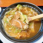 食道 やま輝 - もじ煮！