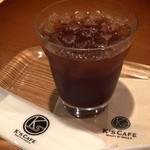 ケーズカフェ - 『K's CAFE 大街道店』の「今月のコーヒー ブラジル/アイス(350円)」。ホットもアイスも値段変わらないから心配だったけど、思ったよりちゃんと豆の味がしますね。つか、いつの間にこんな丸ロゴ出来たんだろ。シャレてるざます♡