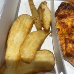 ドミノ・ピザ - 無料サービスのポテトフライ。