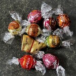 Lindt Chocolat Boutique & Cafe Karuizawa Purinsushoppingupurazaten - 